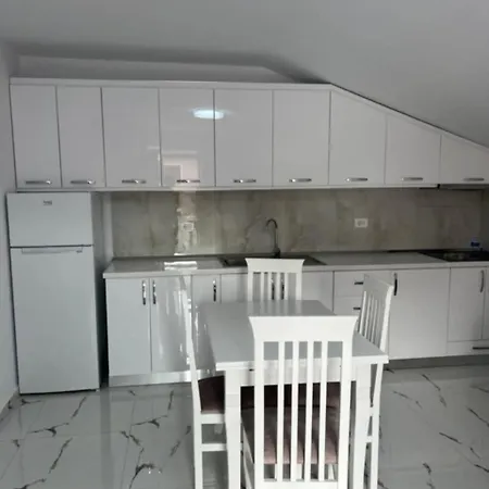Celas Pensionat Pogradec