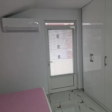 Pensionat Celas Pogradec