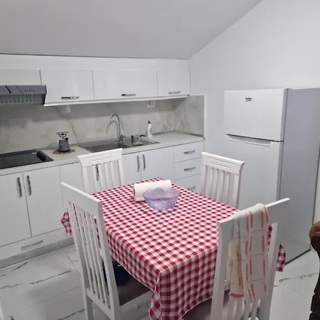 Guest house Celas